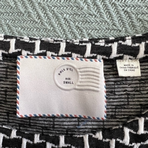 9-H15 for Anthropologie Longer Top or Mini Dress in black and white - Picture 6 of 10